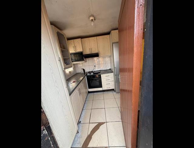 3 BEDROOM HOUSE FOR SALE IN PROTEA GLEN EXT